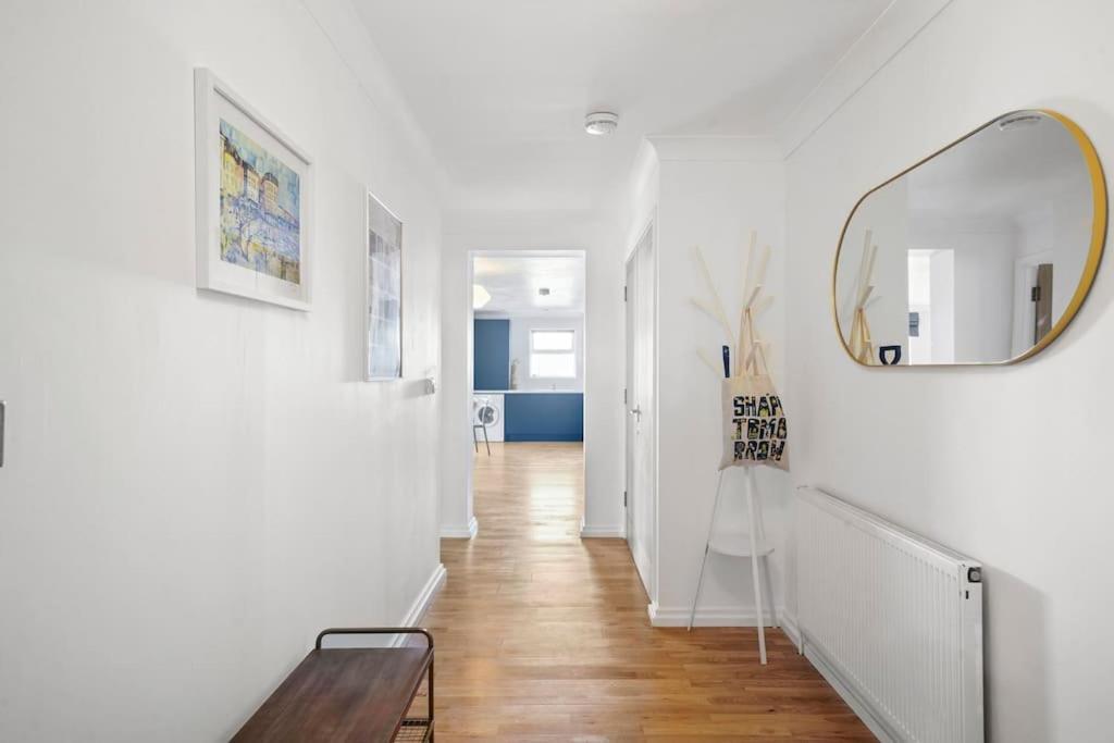 Modern Apartment Near Old Town With Parking Margate Buitenkant foto